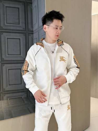 P390 早春新品 巴宝莉*顶级套装版型 Y顶级进口私货，内里完美包边，上身舒服 无刺感 高端定制进口面料 排列工艺拉链开衫套装，专柜款时尚不失奢华 品质毋庸置