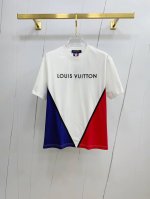 sslv纯棉最新面料经典标识图案Logo时尚简约潮流短袖，最顶级的品质专柜原单短袖，顶级制作工艺进口面料，专柜款独特设计，采用进口高端订制面料。官网在售！面料版