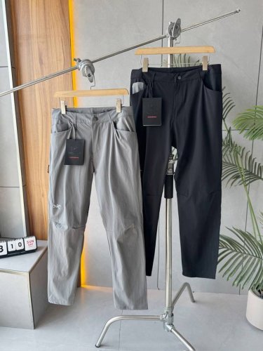 刺绣版本 Arc'teryx始祖鸟 Creston Sv Pant 防风 男子 软壳长裤 Arc'teryx 始祖鸟 的Creston Sv Pant是一款专为