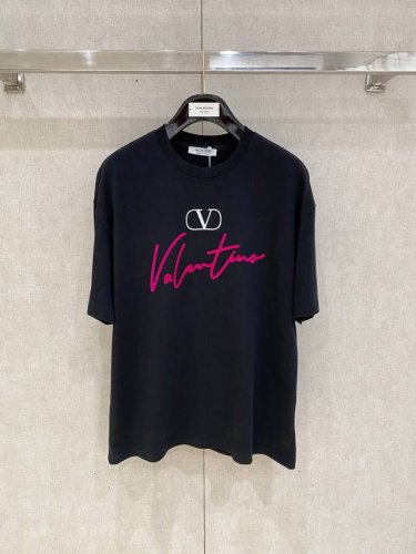 Valentino 华伦天奴 时尚新潮纯棉T恤.印花短袖T恤 标志性的字母图案为设计特色隶属大气时尚高雅魅力的单品成就最火最潮的Icon... 男女同款 两色推