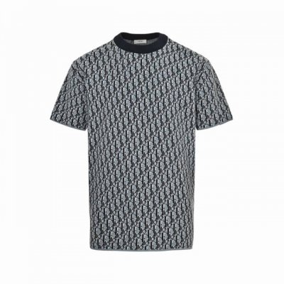 dior 迪奥 25Ss 满印提花Logo针织短袖 原版原价8160购入 毛料采用7针进口机编织制造 采用含羊毛含量纱线 纱线定染 花纹经过3次打版还原一致 原