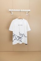 挂拍图 顶级版本-款号X06 Arc’Teryx始祖鸟Arc24Ss 采用60支双股 胸面字母Logo立体印花，270G全棉面料。上身透气，绝不起球，手感柔软舒