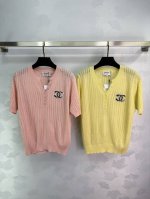 chane*25夏季小香新款亲肤透气舒适绢丝棉，剪刀领小麻绳微透针法，珠片章仔短袖不挑身材，通勤时尚百搭款粉红 黄色 蓝色 米白4色 尺码Sml现货供应。T22
