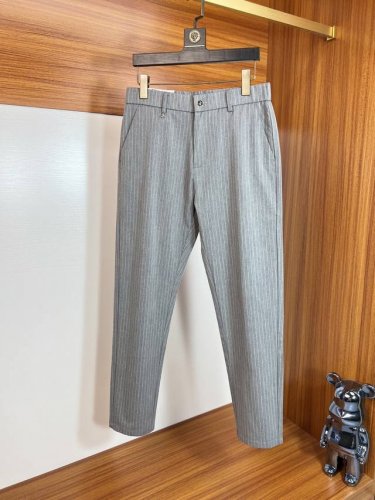 Burberry 巴宝莉 2035春夏新品 三标齐全 西裤 休闲裤 好货不用过多介绍 看细节 专柜码数 29-36 175 140上身32码