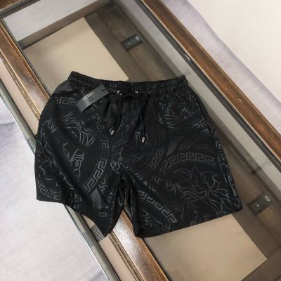 Versace 范思哲 2025最新款短裤沙滩裤沙滩旅游必备常年有货！！高订制原版五金！ 上身效果超正，腿部线条完全得到彰显，全客供进口速干面料 纹理 紧致细腻