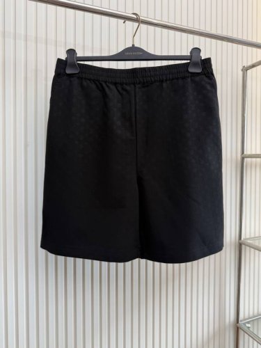 lv 路易25Ss全幅压印老花套装短裤 Size：S M L Xl
