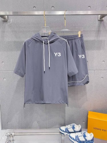 y3 官方同步更新 短袖套装 经典织带点缀 轻盈舒适透气四面弹面料 冰凉冰凉 夏天一定要来一套 必备款 M-3Xl 不可拆卖 下单提供身高体重