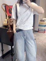 hazzys 哈吉斯银河满天星短袖T恤：穿出宇宙级潮流 今年“满天星”T恤火了，高级又时髦！ 当炎炎夏日邂逅银河星辉，一件会发光的T恤正在时尚圈掀起浪潮！ 全新