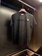 蒙家 新款 原厂代工 法Mon 蒙 春夏新款超爆徽章Logo圆领T恤 值得一提的是今年此工艺的特点 采用全新设计的字母 顶级版本 宽松版型 拒绝臃肿 黑色 白色