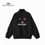 巴黎高版本，有量有价 款号：G2123长年不下价，预售 上新 Balenciaga丨巴黎世家 24Ss 联名曼联足球运动夹克外套 高立领插肩袖双头拉链开合2个拉