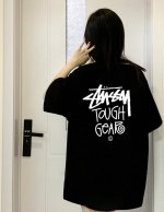 stussy 斯图西Tough Gear圆领短袖半袖T恤 面料采用260克纯棉双纱食毛面料 双线二本针压线 久洗不变形 原版定制三标 高端进口印花 随意水洗 情