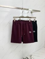 gucci 25春夏新款松紧带休闲短裤，专柜定制面料 透气舒适度高，细节无可挑剔，品牌元素刺绣设计理念，体现高品质。手感细腻柔软！呈现休闲裁剪，上身版型超赞！码