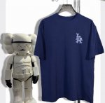 Mlb 洋基情侣道奇队La背标大Logo 面料：采用260克双沙纯棉 绣花：采用田岛精密绣花机 印花：采用进口数码印1-1精准定位 工艺：采用4针6线 普通工厂