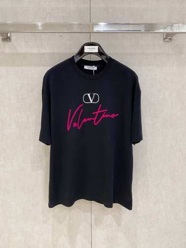 Valentino 华伦天奴 时尚新潮纯棉T恤.印花短袖T恤 标志性的字母图案为设计特色隶属大气时尚高雅魅力的单品成就最火最潮的Icon... 男女同款 两色推