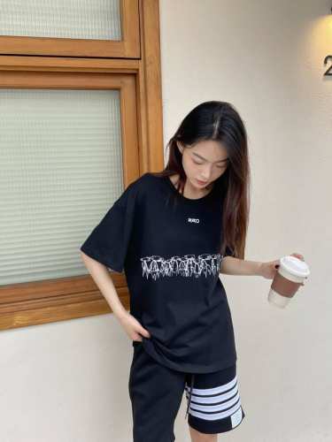 顶级版本上新 O21# -Off White 卡通涂鸦彩色箭头Ow休闲短袖T恤情侣款- 精选手感超好的双砂棉面料，柔软亲肤宽松版型给予身体充分活动空间 无惧束缚