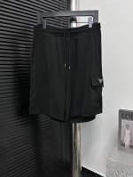 Prada 普拉达25Ss新款春夏黑色经典休闲短裤 弹力腰围抽绳设计，完全不挑人的上身，侧边金属Logo三角牌点缀，原版开发，上身效果超好 尺码：Xs S M