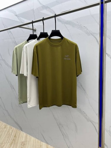 Arc*始祖鸟 2025Fw春夏新款户外牛货，特综训运动健身跑步休闲内搭吸湿排汗T恤 全天候户外运动系列！运动跑步长袖，登山徒步。优质面料 亲肤柔软 吸汗透气