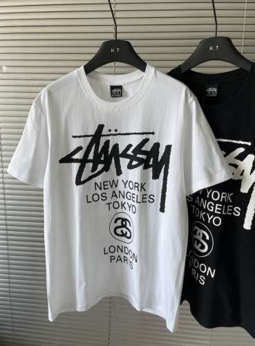 上新 Stussy Ss24 世界巡游系列 Logo印花图案圆领套头短袖T恤 男女同款 辅料：原版拆解开发，一比一定制的小标，领标，水洗，吊牌等等。 精选面料：