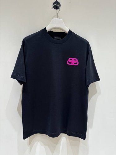 新品 Bal时装款宽松版纯棉圆领短袖T恤，香港洋行渠道货，25年春夏新品，纯正血统品质，买手店里的人气热款，高级限量款！！独家售卖！！ 客供埃及进口顶级面料，甄