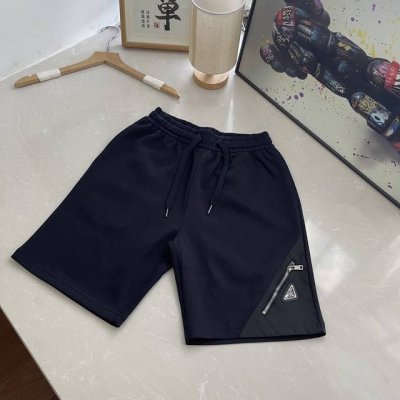 prada 普拉达 定制短裤 三角标拉链设计 官方同步 高版本 高品质 时尚个性 百搭潮流 纯原品质 原版面料 吊牌 领标 水洗麦 三标齐全 颜色: 黑色.藏青