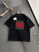 Miumiu 25Ss夏季新款圆领短袖T恤！270克重磅高端纯棉面料，手感质感都极完美！修身裁剪设计干净利落！时尚又好看！走线做工非常精致！版型效果超赞！而且透