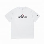 隔天到 Moncler 蒙口 字母Logo 刺绣% Logo标识精致升级 原版面料 官方同款 短袖T恤 定制 同缸染面料 手感非常舒服 春夏最新版本 颜色: 白