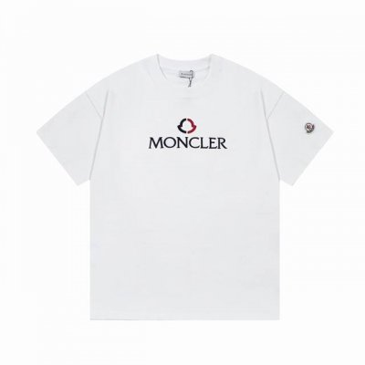 隔天到 Moncler 蒙口 字母Logo 刺绣% Logo标识精致升级 原版面料 官方同款 短袖T恤 定制 同缸染面料 手感非常舒服 春夏最新版本 颜色: 白