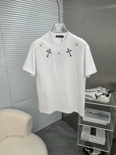 ch克罗心 2025Ss春夏高品质情侣款短袖T恤，甄选高克重纯棉面料，工艺品级别，辅料顶真，车线做工符合精品要求，超级好搭配，落肩款，品质及剪裁设计都堪称一流，