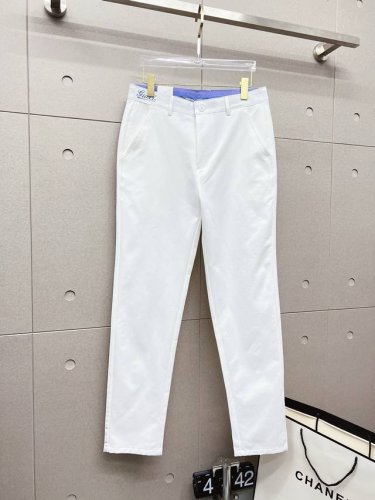 Gucci 古奇 新款来袭2025春夏新款新品 专柜有售 实体店极品休闲裤专柜原版1:1好货，适合各个年龄段。市场最高版本的欧洲进口面料。舒适柔软亲肤，上身效果