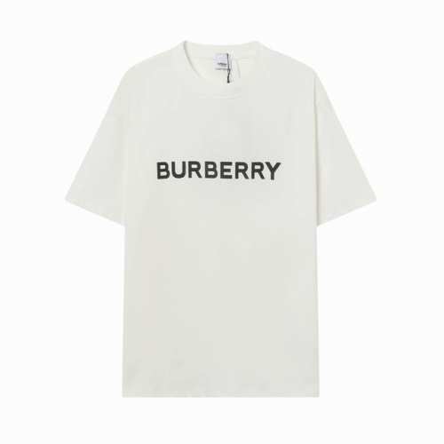 9042# 高端定制，独家最高品质版本Burb*家印花字母Logo圆领短袖T恤，采用独家定制270G原版1:1双股双纱纯棉面料，定织定染同缸无色差罗纹，定制1: