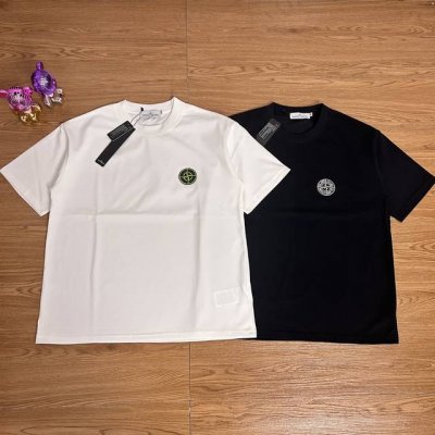 Stone Island 石头岛勋章重工刺绣短袖 甄选品质 实拍可见 面料采用高品质280克重工纯棉面料 面料上身舒服 重工纯棉克度 当季必备 版型超正 拒绝臃