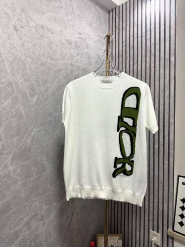 Dior迪奥 提花圆领休闲毛衣短袖T恤 可轻松融入休闲或正式造型 成就换季时节的经典佳选 男女同款 码数：Xs S M L 颜色：黑色 白色 卡色