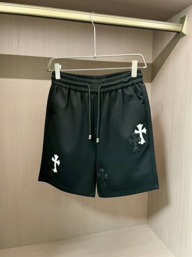 克罗 重磅推荐！2025Ss夏装新品 专柜在售 最新系列图案Logo短裤 必须人手一件的节奏！进口顶极高密度纯棉面料，极为亲肤舒适 摸上去非常的细腻，质感很好，