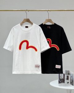 Evisu多面佛头夏季新款字母大M达摩蛋印花休闲宽松情侣款 短袖T恤 款号：C311 颜色: 黑色 白色 细节版本一比一复刻 重磅专柜最新款！走一波！绝对私房牛