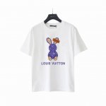 实拍细节图 +尺码表 louis Vuitton 路易威登 紫色小兔公仔Logo印花短袖 定制260克同缸染面料 手感非常舒服 春夏最新砖柜同步 时尚又个性 超