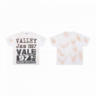 v106# Vale 97Fm Tee 2025美国潮牌高品质街头T恤短袖 Vale是当前美国最流行的年轻街头潮牌，以其对美国传统风格和街头New Arrivals的创新诠释而闻名