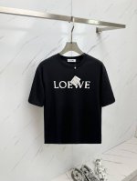 loewe 2025春夏新款男士圆领短袖T恤 专柜同步售卖，高端品质 高版本 经典字母Logo设计 定制进口100%纯棉面料 手感柔软细腻 穿着亲肤舒适又透气，