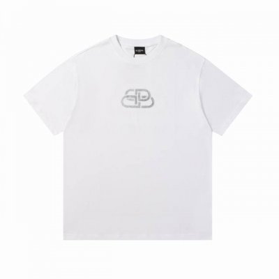 上新 高版本 Balenciaga巴黎世家新款字母Logo炭画短袖T恤 背后字母印花，逼格满满，相当吸睛，超高级上身超酥服，作为舒适穿搭的重中之重，百搭耐看，一