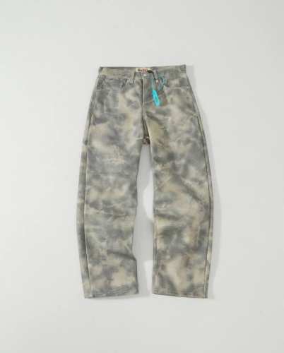 stussy Fw24 Big Ol' Jean Stenpat Camo 多口袋宽松徽标贴片休闲牛仔裤 男女同款 独创迷彩纹路 融合混凝土裂痕与丛林苔藓的Dn