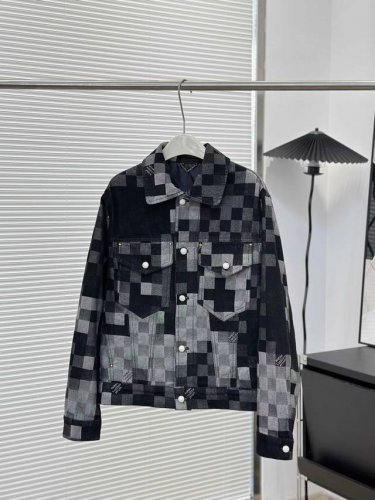 复刻版本Louis Vuitton 路易威登 菲董联名马赛克棋盘格牛仔外套 轻奢主义 正确版本 原版一致 定制原版斜纹全棉牛仔面料，定织渐变马赛克格子面料，牛仔