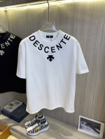 Descente迪桑特 2025Ss春夏最新款短袖T恤出货啦！！ 2025新款T恤 高版本专用面料 高克重 260G 纯棉面料 上身舒适不失挺阔 针脚刺绣工艺、