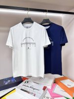主推 Bc 独家专供秋季新款Bc时尚休闲圆领短袖，高密度丝光纯棉面料，高级密针刺绣、高端欧版原单T恤，潮流时尚休闲半袖 透气舒适度高，细节无可挑剔，品牌元素设计