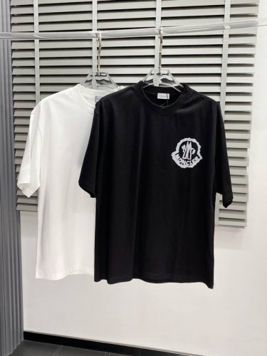 Moncler蒙口独家专供新款原单男士休闲短袖 高端定制 高版本 时尚百搭爆款进口面料 手感超柔软细腻 穿着亲肤舒适 高端精品 代工厂p精细做工 上身非常赞 男