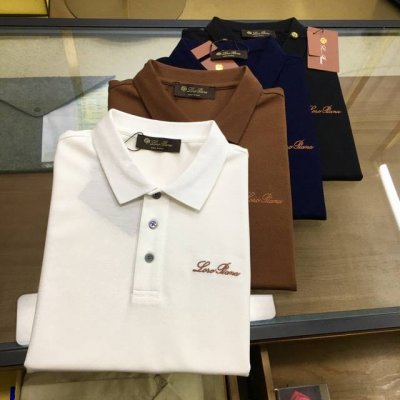 专柜新品 Lp... 2025新品 时尚polo 翻领短袖 高级定制百搭款式 任何人都可以轻松驾驭 面料全订制工艺 胸前奢华经典品牌Logo设计，非常显档次懂货