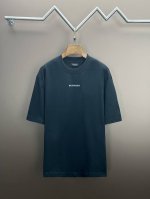 高端品质 巴黎世家Balenciaga 原版高克重纱纯棉面料 印花反光材料 手感滑爽 L极度舒适体验 十足的高级感 都保持奢华高贵的特有的视觉质感. 颜色 黑色