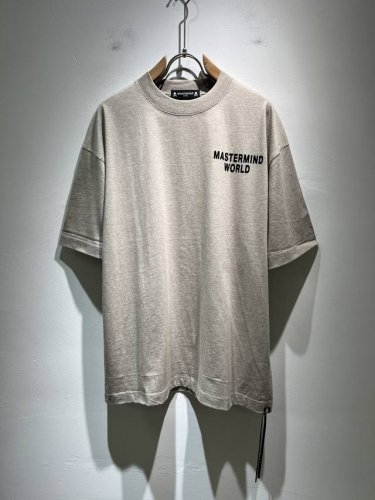 mastermind Japan 2025春夏款男女同款短袖T恤，欧洲区域限定发售，重磅级尤物单品，官网在售系列。奢侈一线大牌的御用面料厂织造，原版定制260G