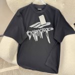 Balenciaga巴黎世家 Balenciaga 3M水滴印花短袖 280克纯棉 2025春夏新品上市 采用水浆渗透印花工艺是一种能够实现高渗透率的印花技术