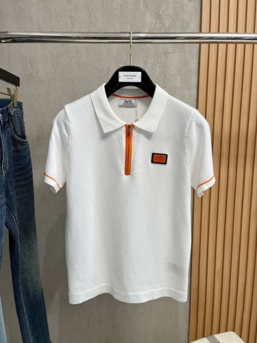 爱马仕 2025新款休闲针织短袖翻领polo ，都市时尚简单休闲版型，原汁原味的代工厂p定制渠道，让你过目不忘的基础款，不挑年龄身材，上身轻松驾驭，一款简洁百搭