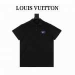 Louis Vuitton 路易威登 三花刺绣徽标短袖polo衫 原版品质，欢迎对比。 选用棉质珠地网眼布打造，衣领为双系统提花定织扁机制成，有弹性，不变形，衣