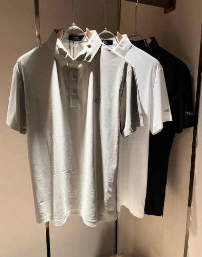 Arcter*X始*祖鸟 2025春夏新款男士短袖polo 户外品牌可能大家第一想到的就是加拿大鹅 始祖鸟 给人一种标签试的感觉 除了在款式设计上颇有造诣之外
